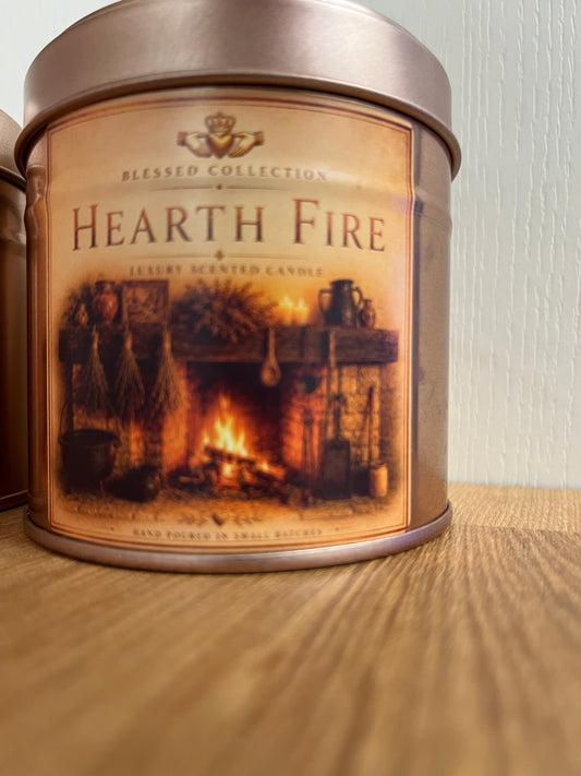 Hearth Fire

Luxury Scented Candle • 250ml (25cl)